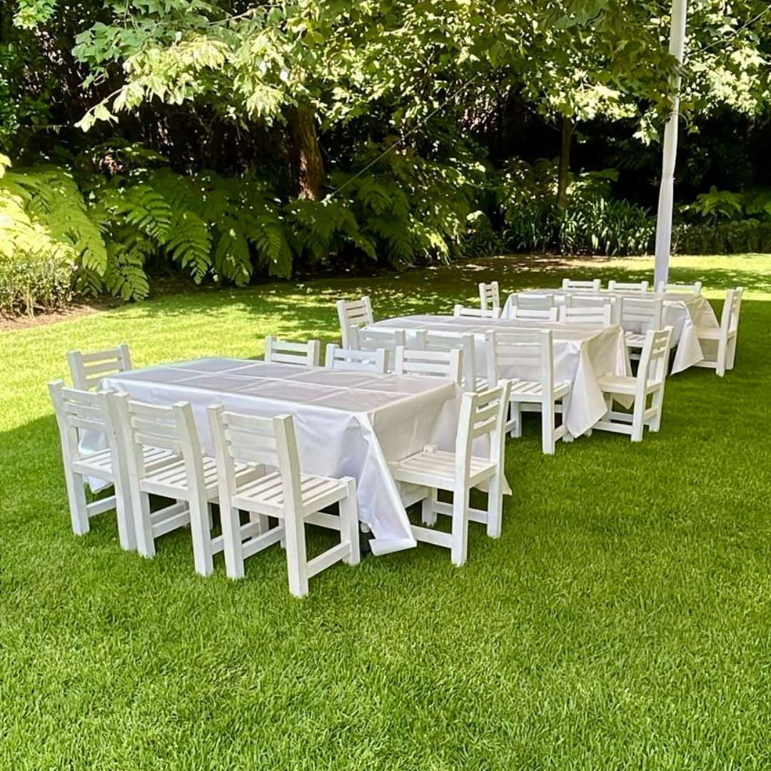 Mesa y sillas de madera - Imagen 2